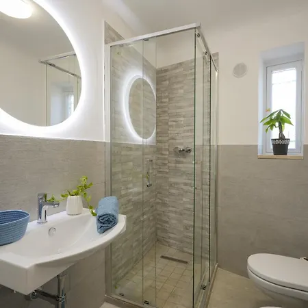 Apartment Domus De Peppe